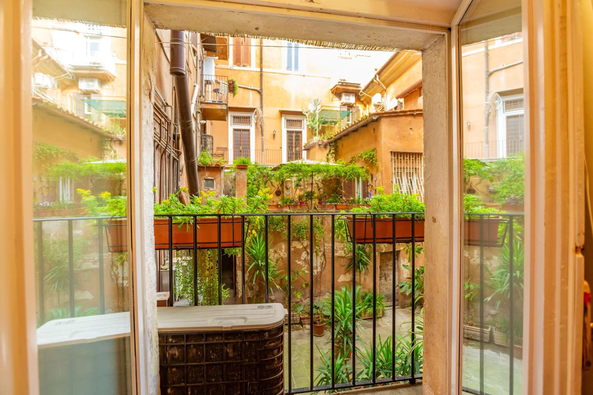 דירות רומא Al Cortile Del Moro מראה חיצוני תמונה